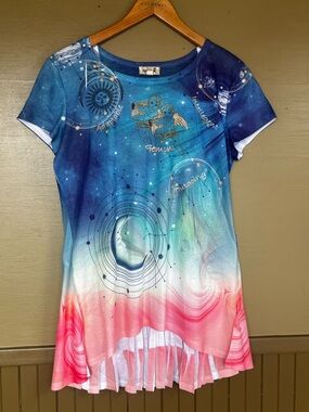 One World Gemini Zodiac Celestial Graphic Short Sleeve Tunic Medium